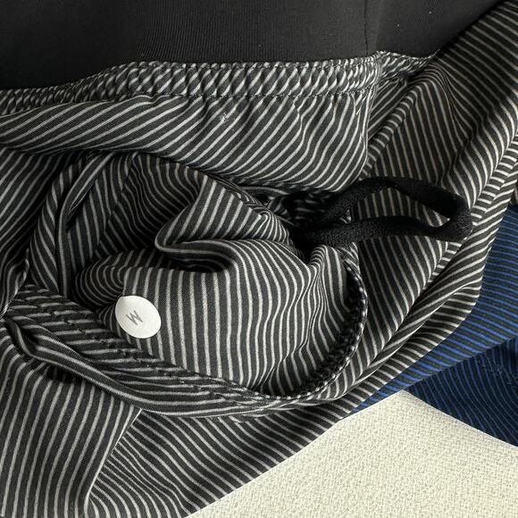 Lululemon Short Mens Medium Gray Train To Beach Stretch Lined Swim Trunks Size M - Picture 12 of 12